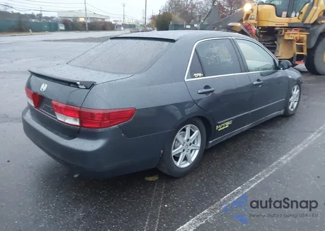 2005 Honda Accord 2.4 Lx from USA, damaged, VIN 1HGCM55405A146850